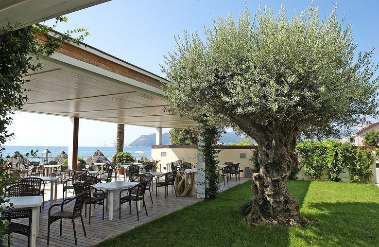 Mare Hotel