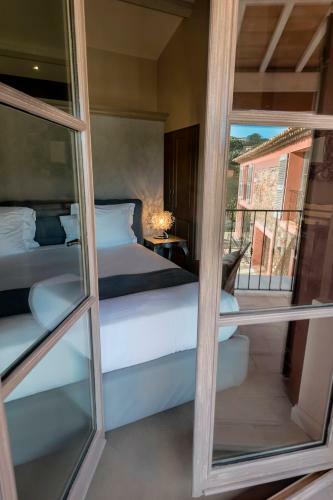 Hotel La Bastide Du Clos Des Roses - Chc