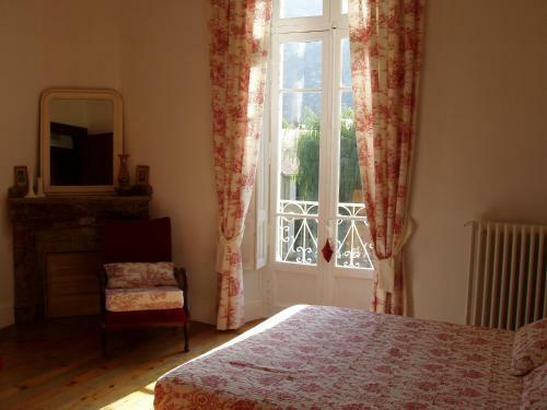 Hotel H�tel Castel De La Pique