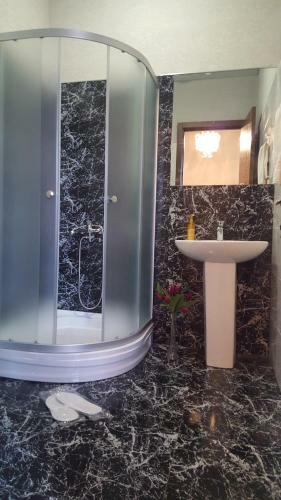 Hostal Guest House Elene