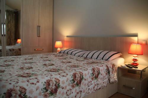Hostal Luxury Guest House In Batumi