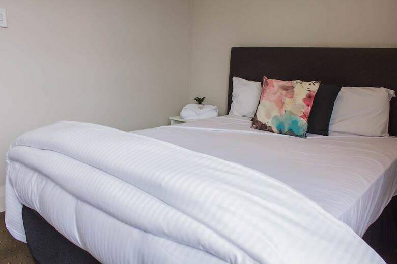 Annandale Hotel
