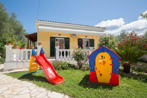 Kari� Holiday Home