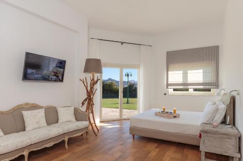 Belvedere Beachfront Villa