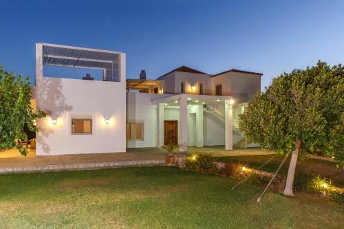 Belvedere Beachfront Villa