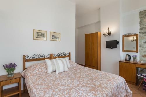 Hostal Iliada