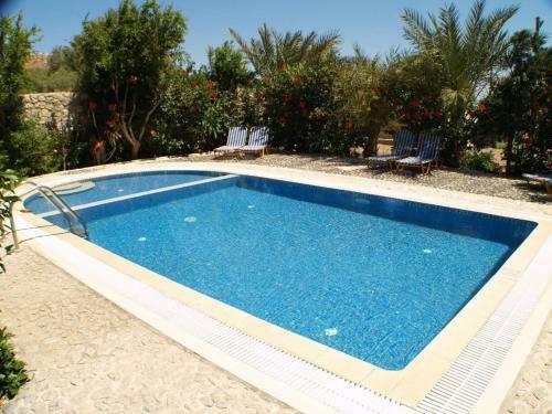 Karterados Beach Apartments