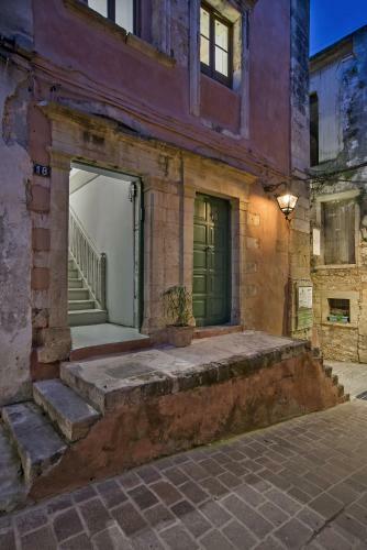 Hostal Fagotto Art Residences