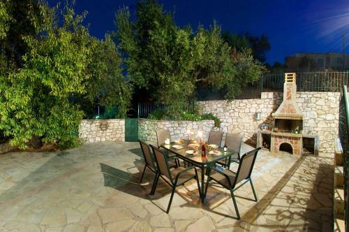 Avvisania Villa