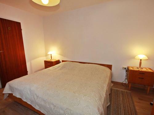 Apartment Point.6