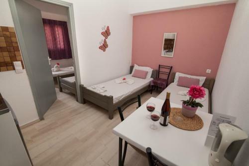 Vasilakis Studios & Apartments