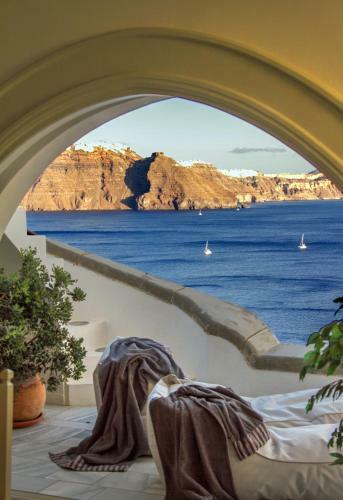 Beautiful Oia Villa