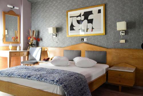 Eva Hotel Piraeus