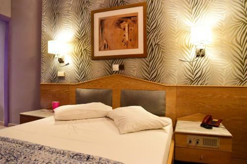 Eva Hotel Piraeus
