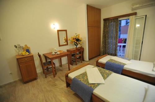 Apartamento Saint Spiridon Hotel