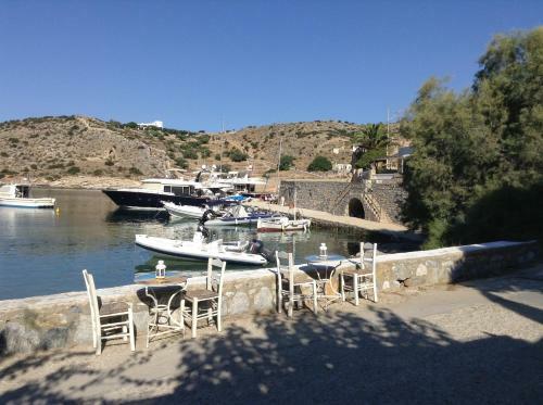 Hostal Mersini