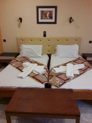 Hostal Souropanis Rental Rooms