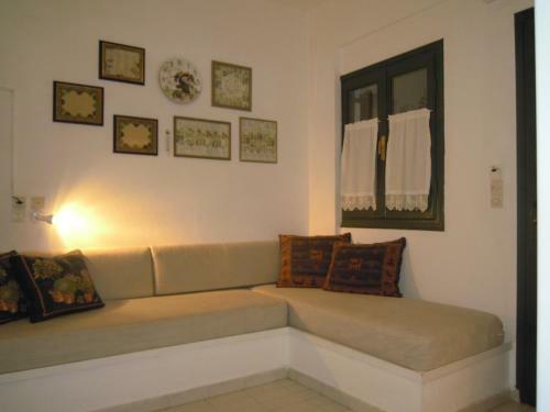 Palemilos Apartments