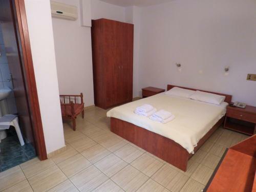 Dolphins Apartments & Rooms