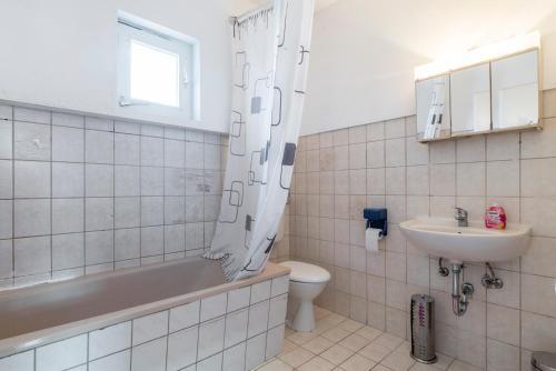 Private Apartment Matth�ikirchstrasse (5641)