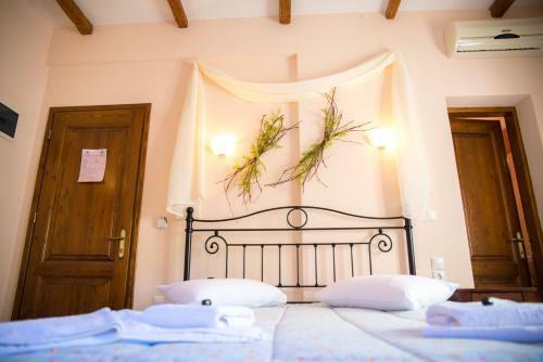 Hostal Kallisto Traditional Houses