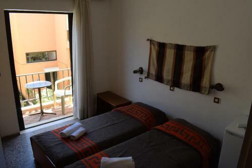 Hostal Esperia Home Style Pension