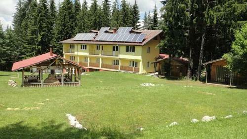 Bungalows Ski Run Govedartsi