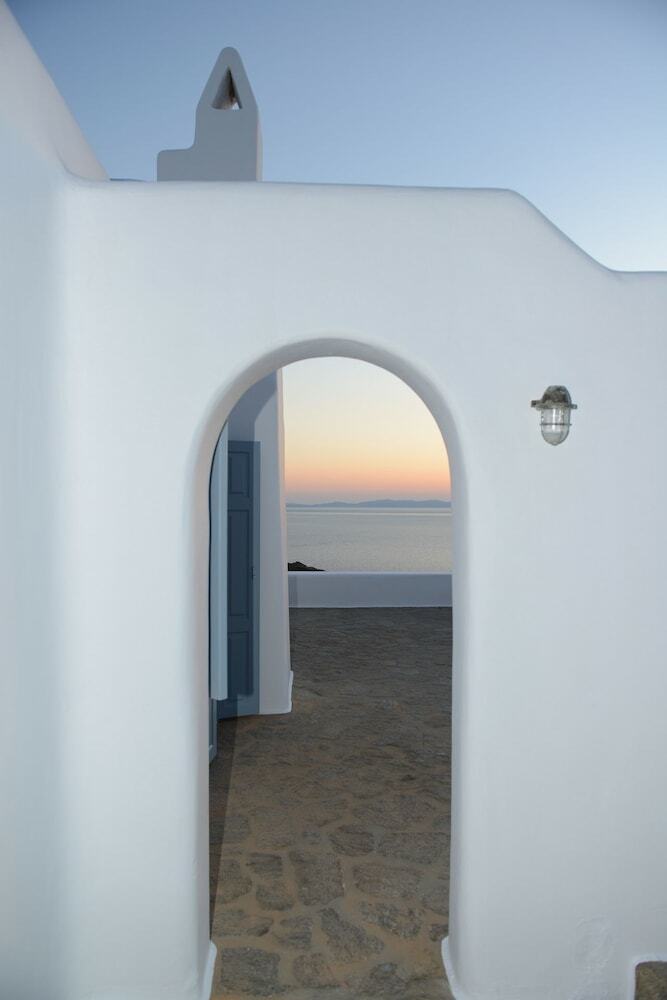Villa Crystal