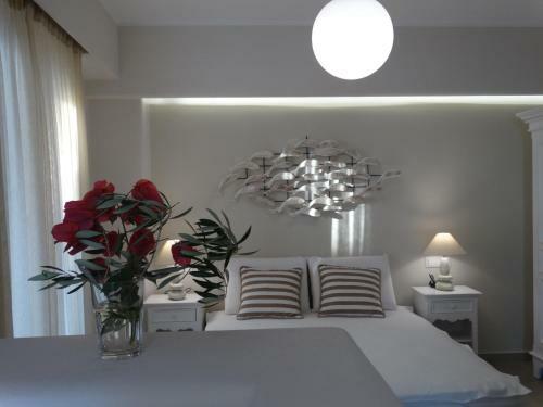 Hostal Anassa Suites