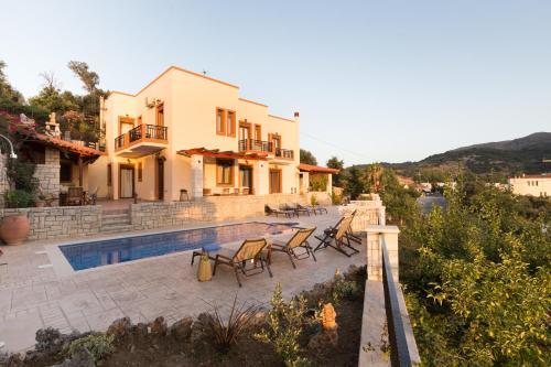 Apartamento Ageri Traditional Villa