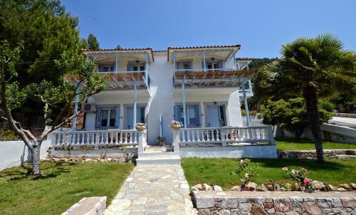 Milia Apartments