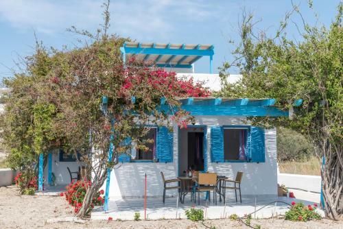 Moustakas Beach Apartments