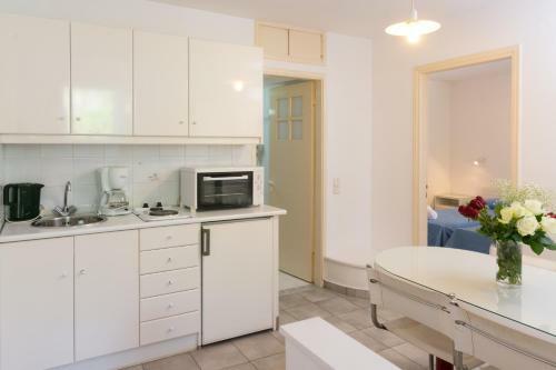 Markakis Apartments