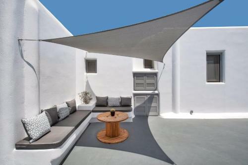 San Marino Suites