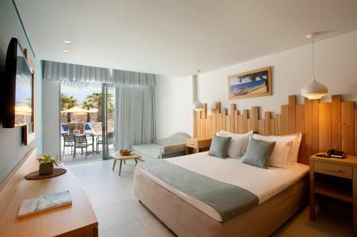 Hotel Arina Sand Resort