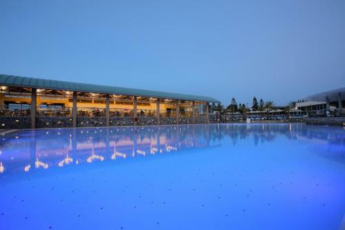 Hotel Arina Sand Resort