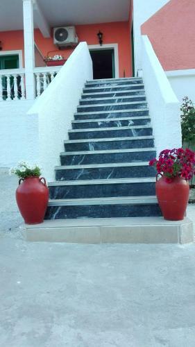 Apartamento Dinos Green Place