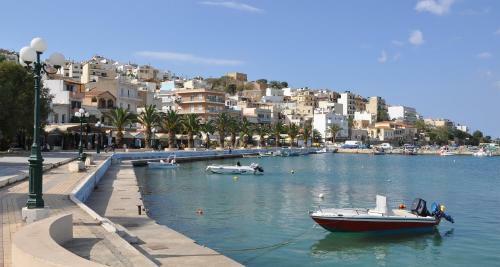 Hotel Philoxenia Rooms