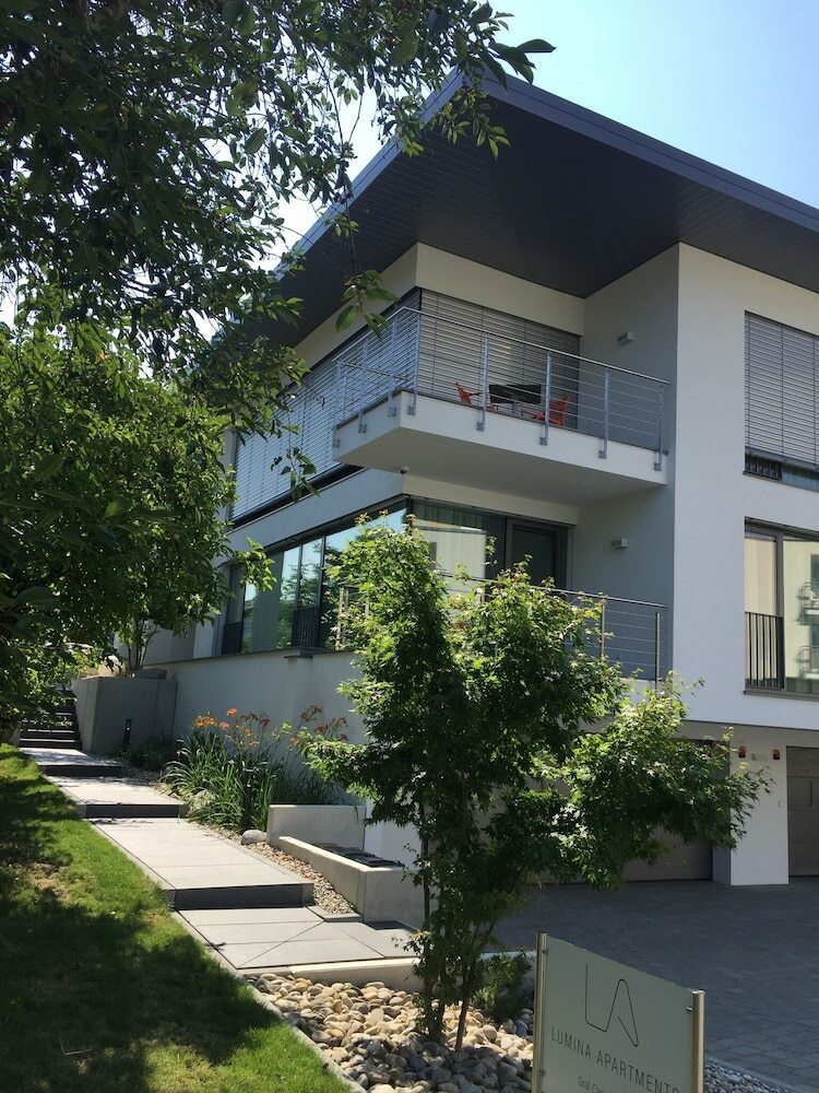 Lumina Apartments