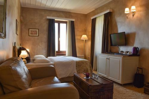 Hostal Likoria Guesthouse