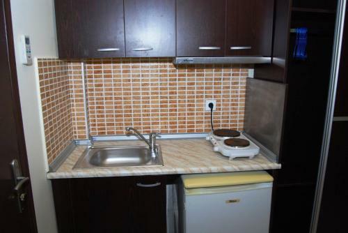 Apartamento Philoxenia Village Hotel-studios