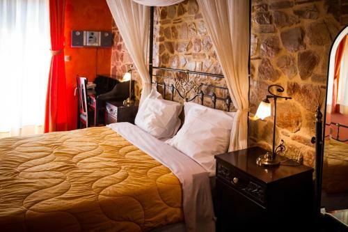 Hostal Acronafplia Pension A