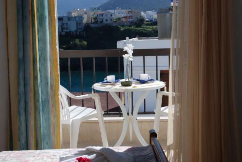 Ikonomakis Apartments