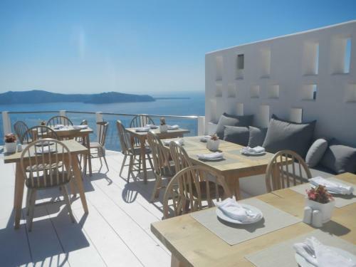 Hotel Rocabella Santorini Resort & Spa