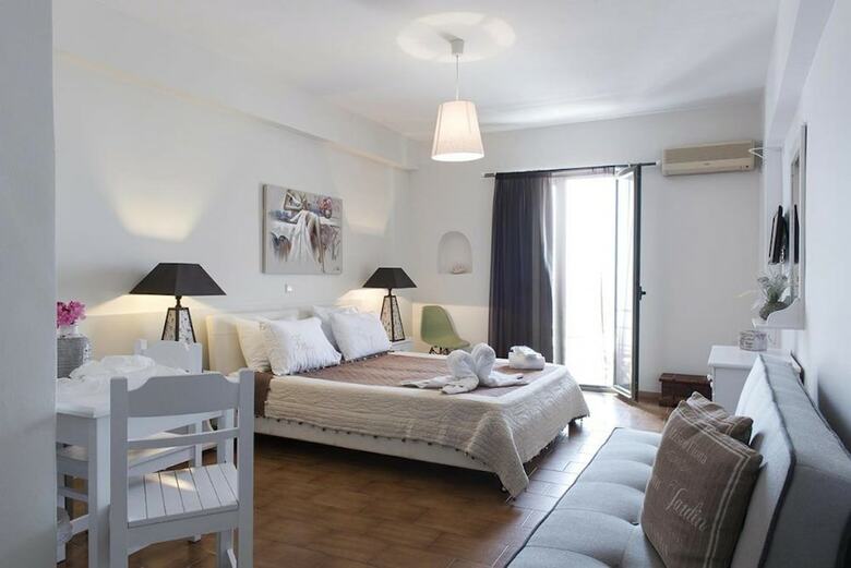 Bed & Breakfast Villa Fiamegou