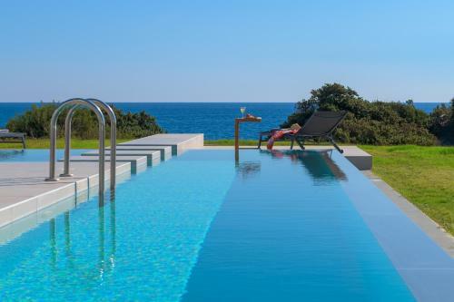 Albatross Villa