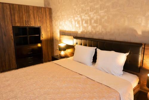 Green Paradise Deluxe Apartments