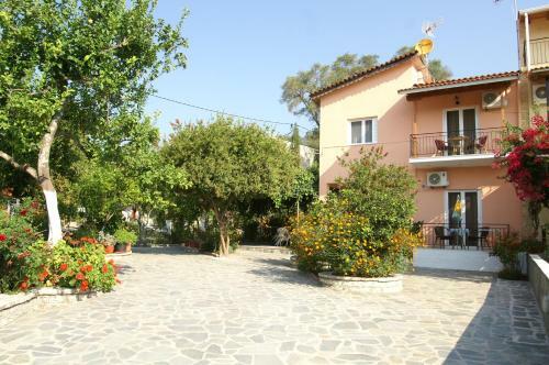 Apartamento Zotos Rooms