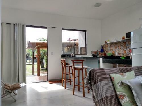 Flats Da Barrinha Da Ferrugem A 500mt Do Mar