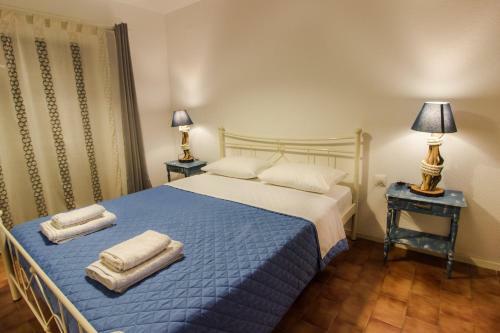 Blue Era Apartments